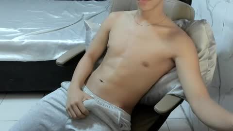 MR. JAY online show from April 14, 9:29 pm