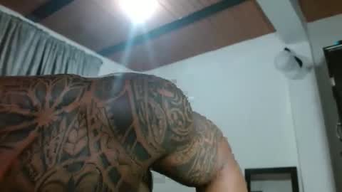 Manolo online show from October 25, 1:28 am