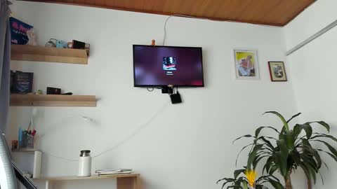 manucute 23  online show from February 10, 4:43 pm