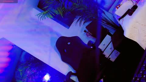 Manuela Kingsley online show from March 12, 2:45 pm