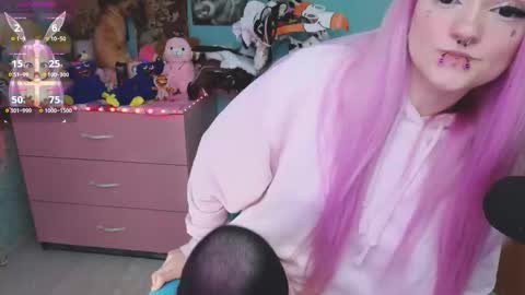 Snapshot of manuela_unicorn chatting on September 24, 9:21 pm Manuela online show from September 24, 9:21 pm