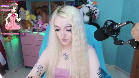 Snapshot of manuela_unicorn chatting on March 10, 8:12 pm Manuela online show from March 10, 8:12 pm