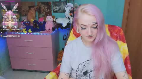 Snapshot of manuela_unicorn chatting on September 12, 4:09 pm Manuela online show from September 12, 4:09 pm