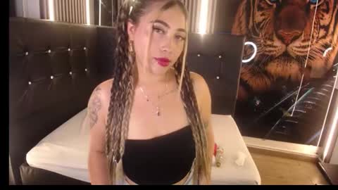 Manuela  online show from November 5, 6:04 am