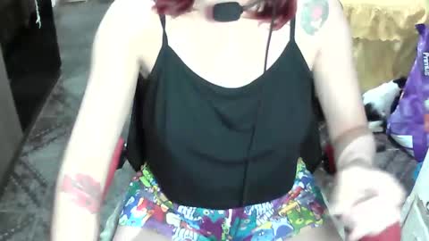 Snapshot of manuescarlate13 chatting on September 23, 6:29 am Manu Escarlate online show from September 23, 6:29 am