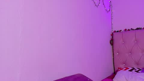 Manu  online show from February 10, 11:08 pm