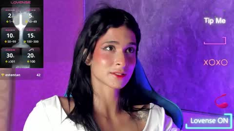 Snapshot of mara_friendboy chatting on February 6, 11:04 pm Mara online show from February 6, 11:04 pm