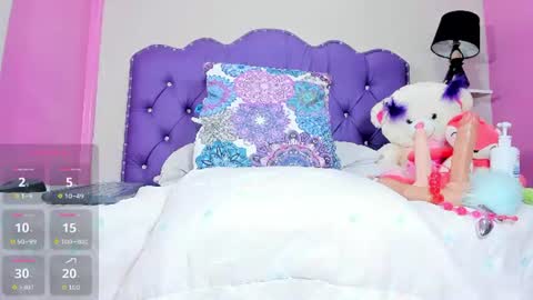 mara_summerr online show from June 23, 6:14 pm