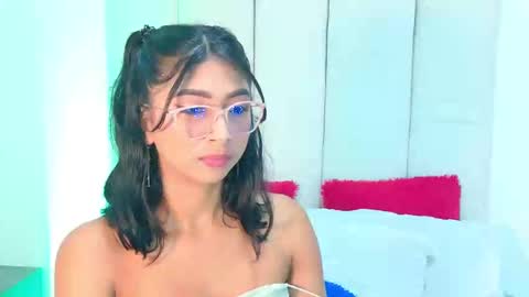 maraa_fox online show from November 1, 8:41 pm