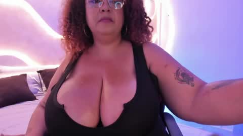 Mrs. Sweet online show from May 10, 2:51 am