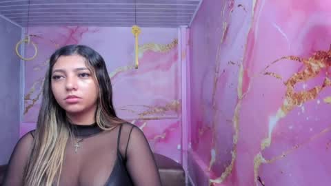 Maraluna online show from May 23, 11:50 am