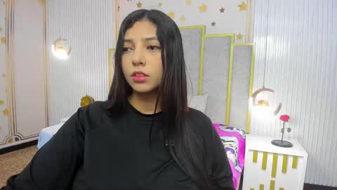Maraluna online show from October 4, 10:57 am