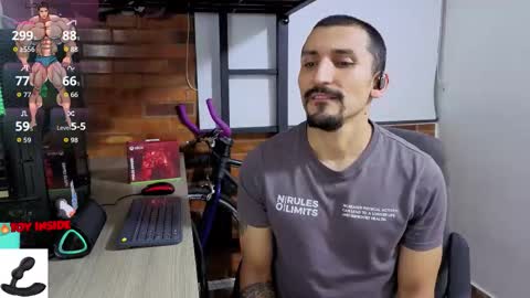 Marck  Independent model  online show from March 16, 4:04 am