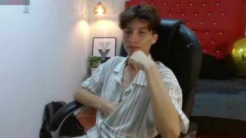 marcoviolet online show from May 29, 8:07 pm