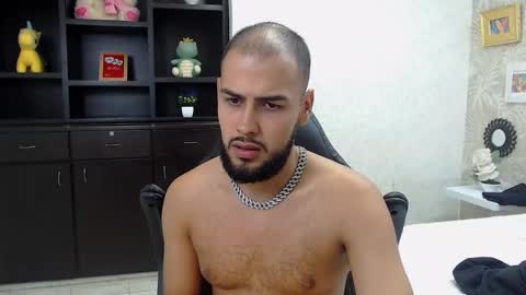 Snapshot of marcus_soler chatting on September 12, 10:01 pm marcus_soler online show from September 12, 10:01 pm