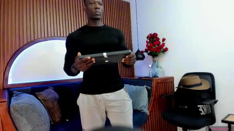 Marcusssss online show from November 11, 11:45 am