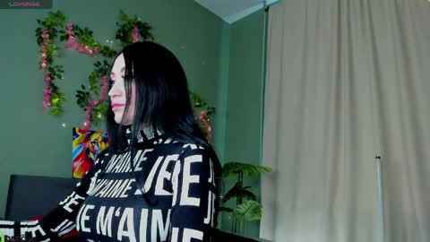 Margaret Clark online show from April 10, 11:26 am