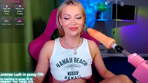 Snapshot of margohotty chatting on October 10, 4:29 am Margo for you online show from October 10, 4:29 am