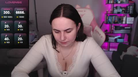 mari moore online show from April 24, 6:59 am