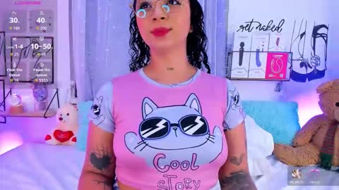 Mari Sweett  online show from February 2, 8:38 pm