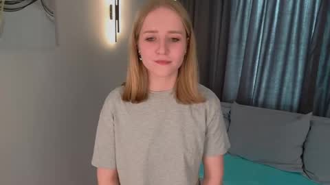 Delia online show from May 22, 2:24 pm
