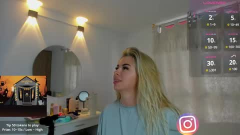 mariadanielasanchez online show from October 8, 12:00 pm