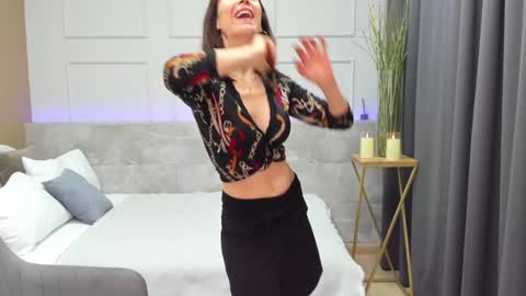 Snapshot of mariagold chatting on December 20, 1:22 pm Mari online show from December 20, 1:22 pm