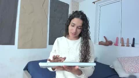 Marian online show from February 5, 11:14 am