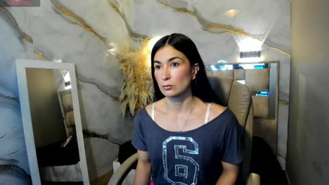 Mariana online show from March 27, 11:00 am