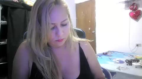 mariana995649 online show from October 9, 2:44 pm