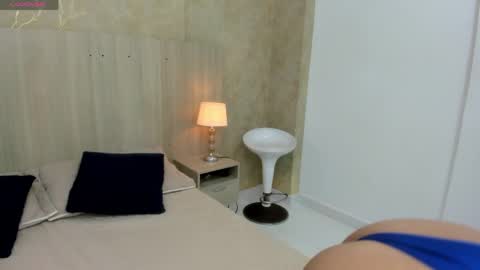 Mariana Allen online show from April 8, 8:01 pm