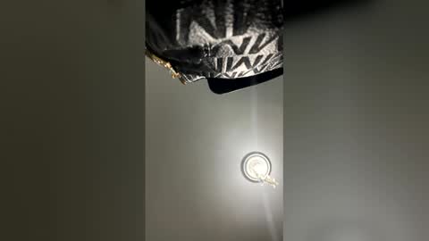 Mar y online show from March 24, 1:17 pm