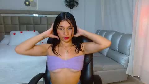 mariana online show from April 24, 2:19 pm