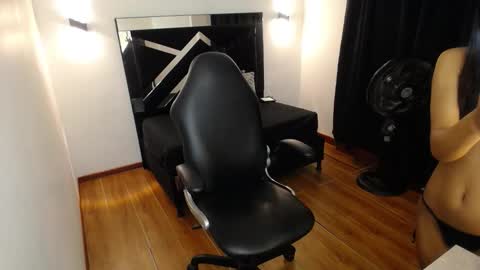 Mariana online show from January 14, 3:47 am