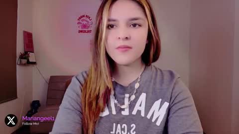 mariangeel_ online show from October 16, 10:30 pm