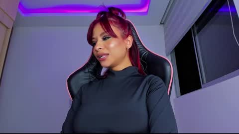 M A R I A N E online show from February 27, 7:51 am