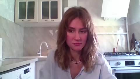 Elianor online show from April 17, 9:11 am