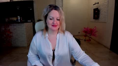 mariemlui online show from December 2, 6:28 pm