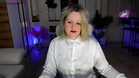 mariemlui online show from April 5, 2:47 pm