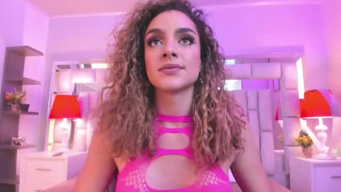 mariiahneedles online show from February 28, 1:31 am