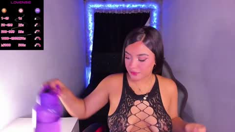 Snapshot of mariiana_hasper chatting on December 13, 11:06 pm Mariana Hasper online show from December 13, 11:06 pm