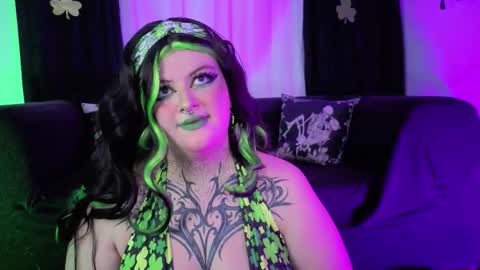 mariiana_velezz online show from March 18, 1:00 am