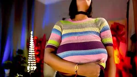 Nikita - Scroll down and read my bio please. New Pictures in Bio online show from September 24, 7:15 am