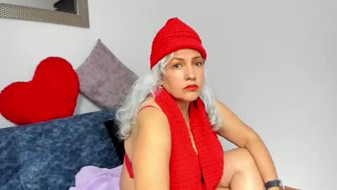 marilyn70 online show from February 4, 12:14 am