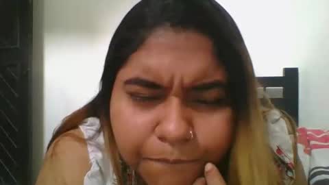 marilyn_porto online show from April 30, 6:46 pm