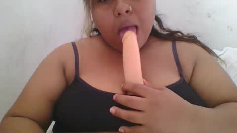 marilyn_porto online show from April 1, 6:49 pm