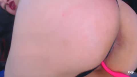 marilynwett online show from December 28, 3:04 am