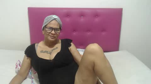 Snapshot of marinamilf chatting on March 7, 1:53 am Marina  online show from March 7, 1:53 am