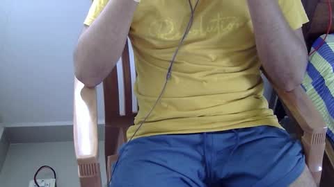 The SHY UncutBoy online show from September 28, 6:00 am