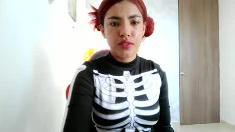 Mariposa online show from November 11, 11:34 am